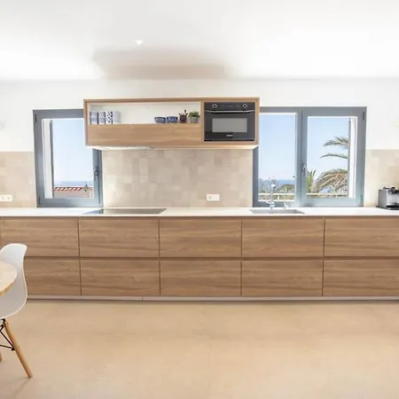 Spectacular 3 Bedrooms Carosant Panoramic Sea Views Villa