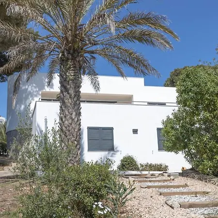 Spectacular 3 Bedrooms Carosant Panoramic Sea Views Villa