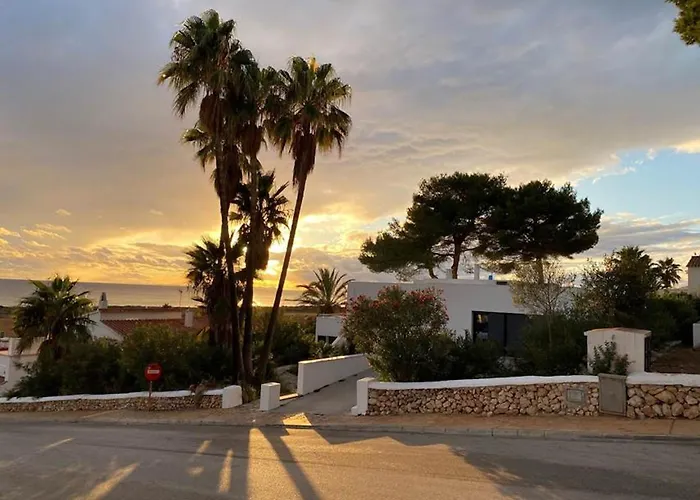 Spectacular 3 Bedrooms Carosant Panoramic Sea Views וילה