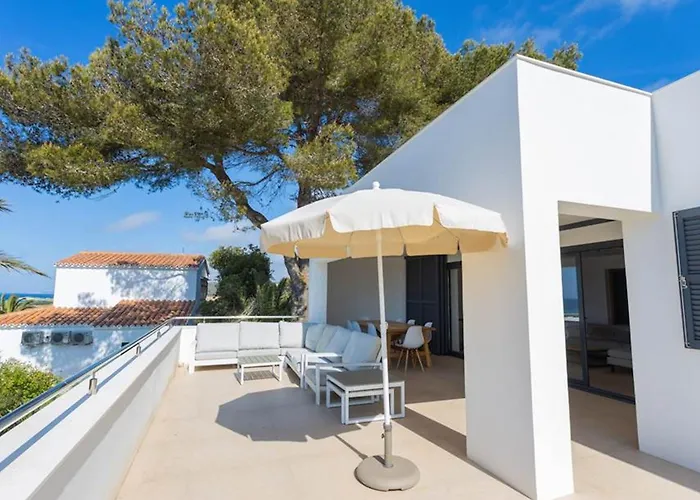 Spectacular 3 Bedrooms Carosant Panoramic Sea Views וילה סון באו