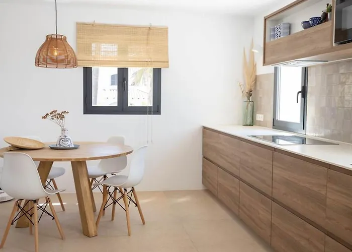 Spectacular 3 Bedrooms Carosant Panoramic Sea Views וילה סון באו