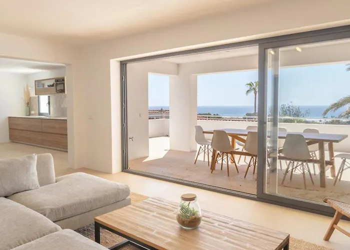 Spectacular 3 Bedrooms Carosant Panoramic Sea Views *