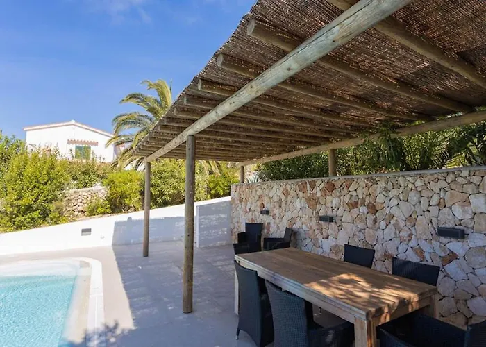 Spectacular 3 Bedrooms Carosant Panoramic Sea Views וילה